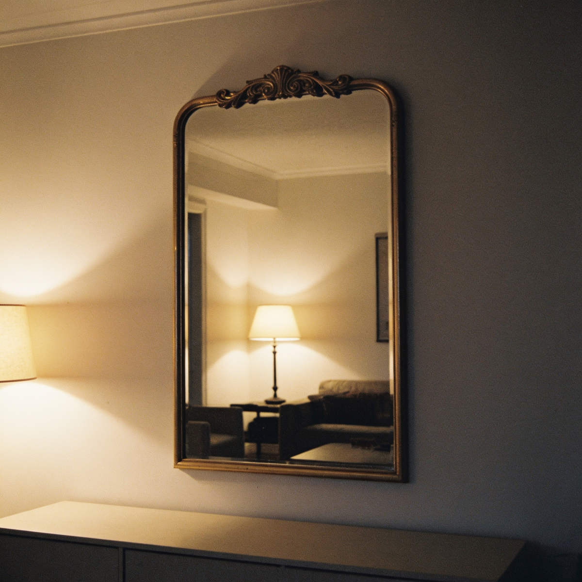 Living room, wall mounted